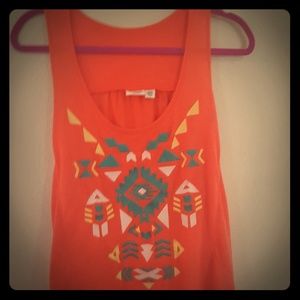 *FINAL* Vibrant tank top with geometric design